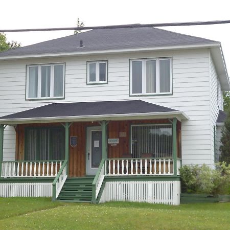 Hebergement Maison Fortier Tadoussac Exterior photo